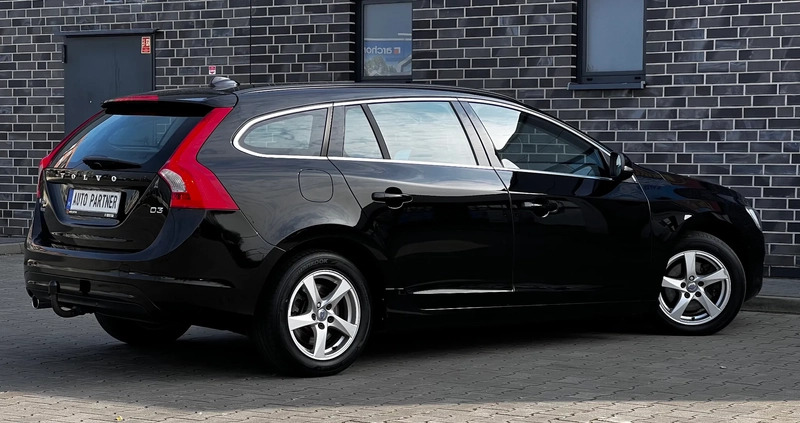 Volvo V60 cena 48500 przebieg: 178000, rok produkcji 2015 z Katowice małe 667